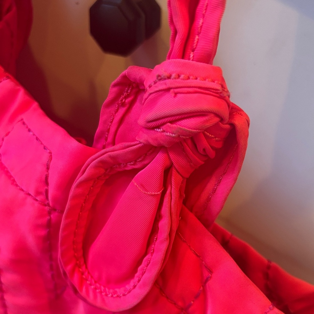 Marc Jacobs Bright Pink Quilted Tote with Knotted Handles - Picture 6 of 7